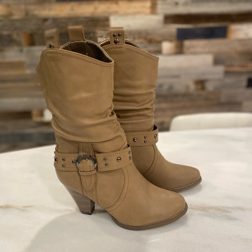 Womens Western Boots Size 10 NEW!